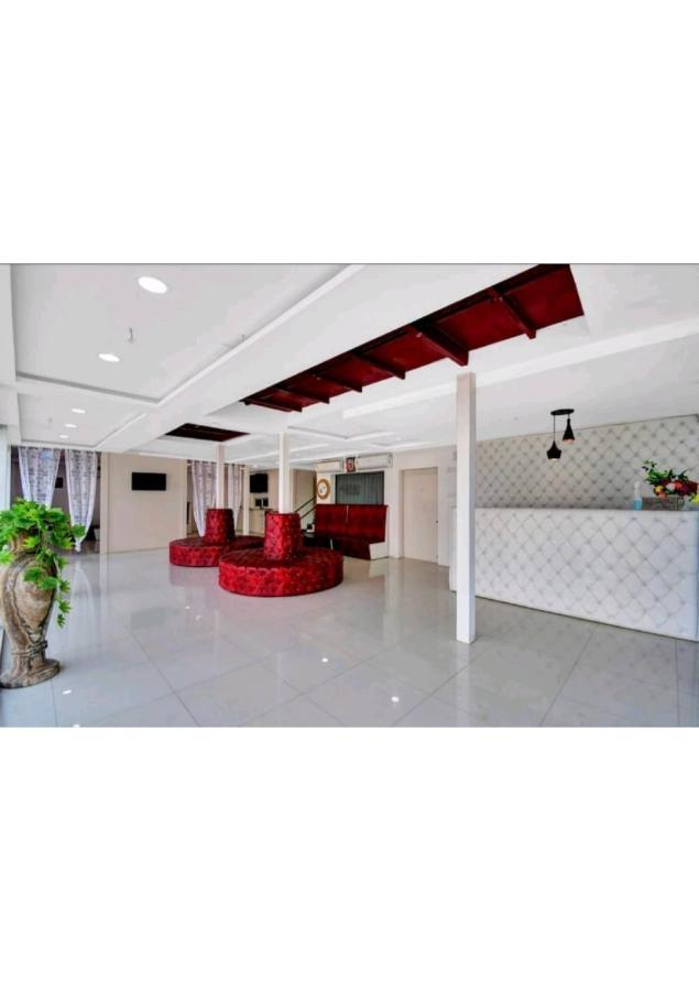 Gods County Hotels & Resorts Tarapith Exterior photo