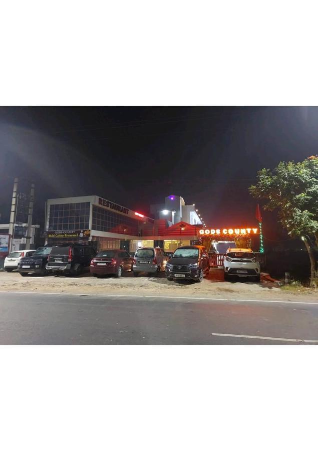 Gods County Hotels & Resorts Tarapith Exterior photo
