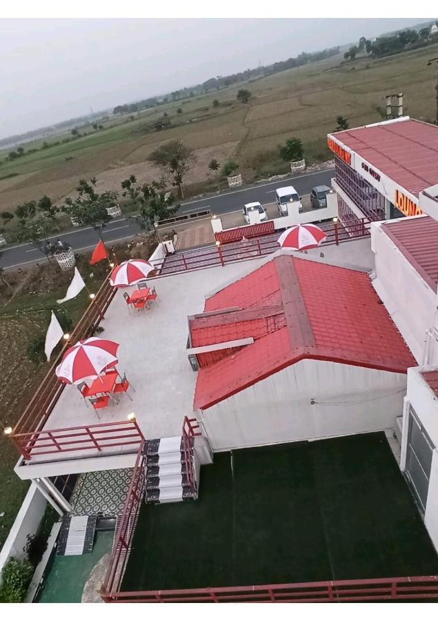 Gods County Hotels & Resorts Tarapith Exterior photo