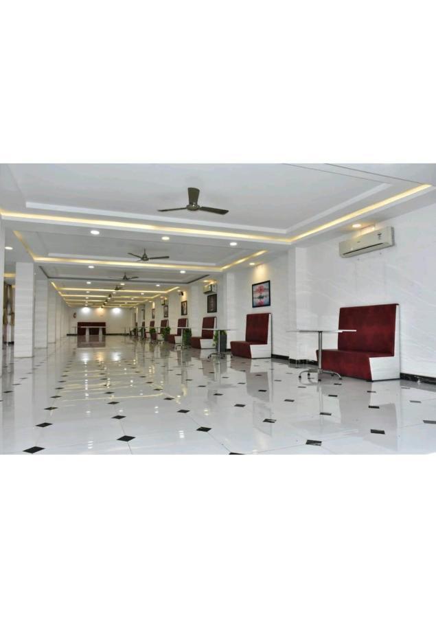 Gods County Hotels & Resorts Tarapith Exterior photo